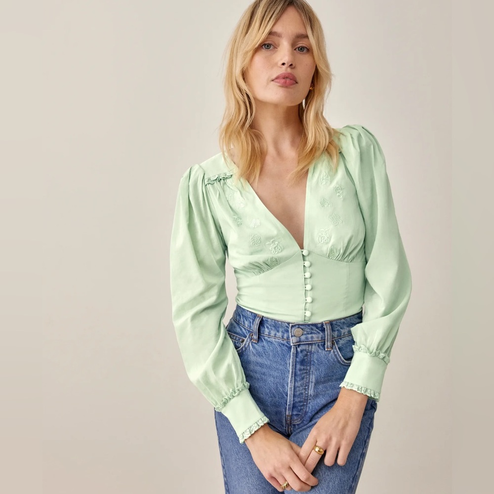 NWOT Reformation Lawrence top US 4 mint green embroidered romantic button blouse
